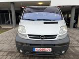 Opel Vivaro Kombi L1H1 2,7t - gebrauchte Opel Vivaro aus dem Jahr 2002