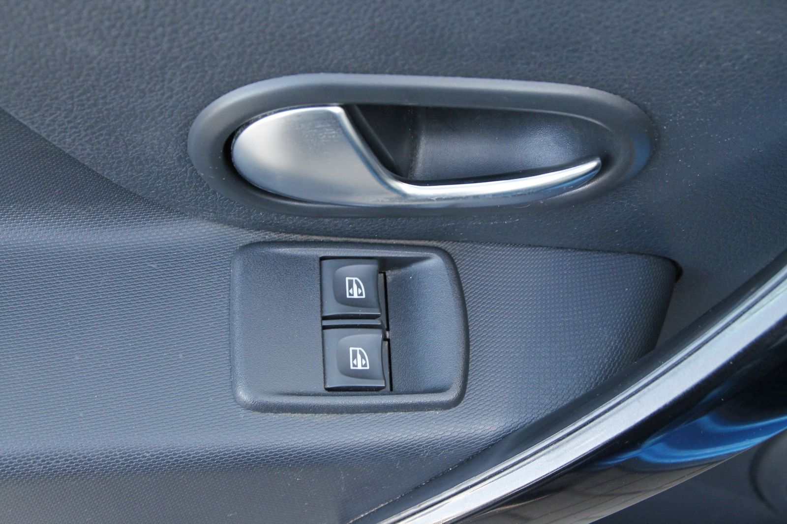 Fahrzeugabbildung Dacia Sandero Stepway Celebration