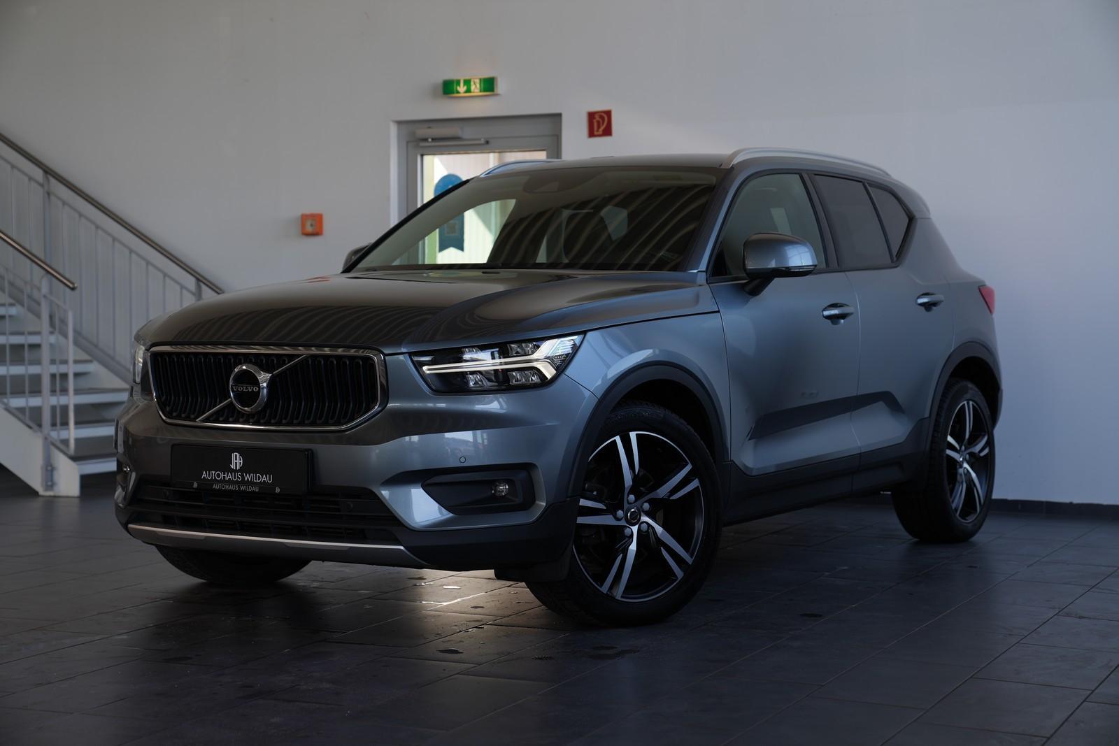 Volvo XC40 Momentum AWD