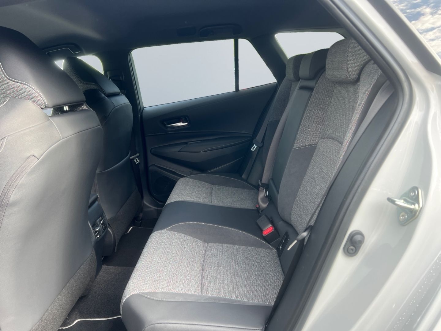 Toyota Corolla - Bild 17