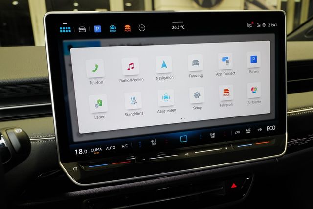 Volkswagen ID.7 Tourer Pro S WäPump AHK 360° DCC HKardon Bl