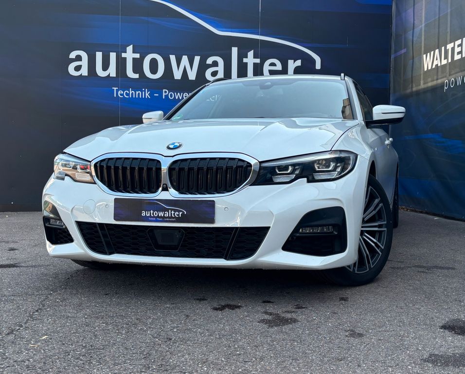Image of BMW 320