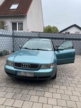 Audi A4 Avant (Kombi) TÜV bis 09/2027 - Audi A4 aus 1998: Kombi
