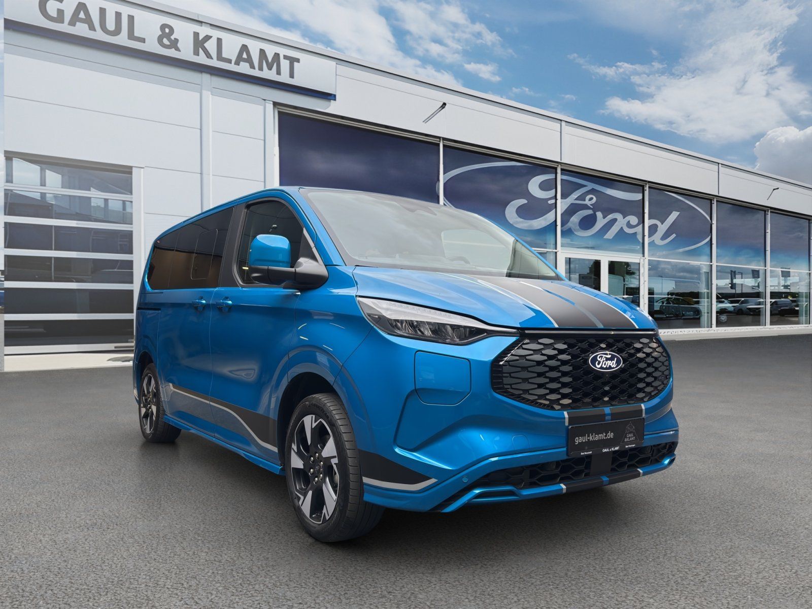 Fahrzeugabbildung Ford Tourneo Custom Elektro eMotor 340 L1 #Sport #RW