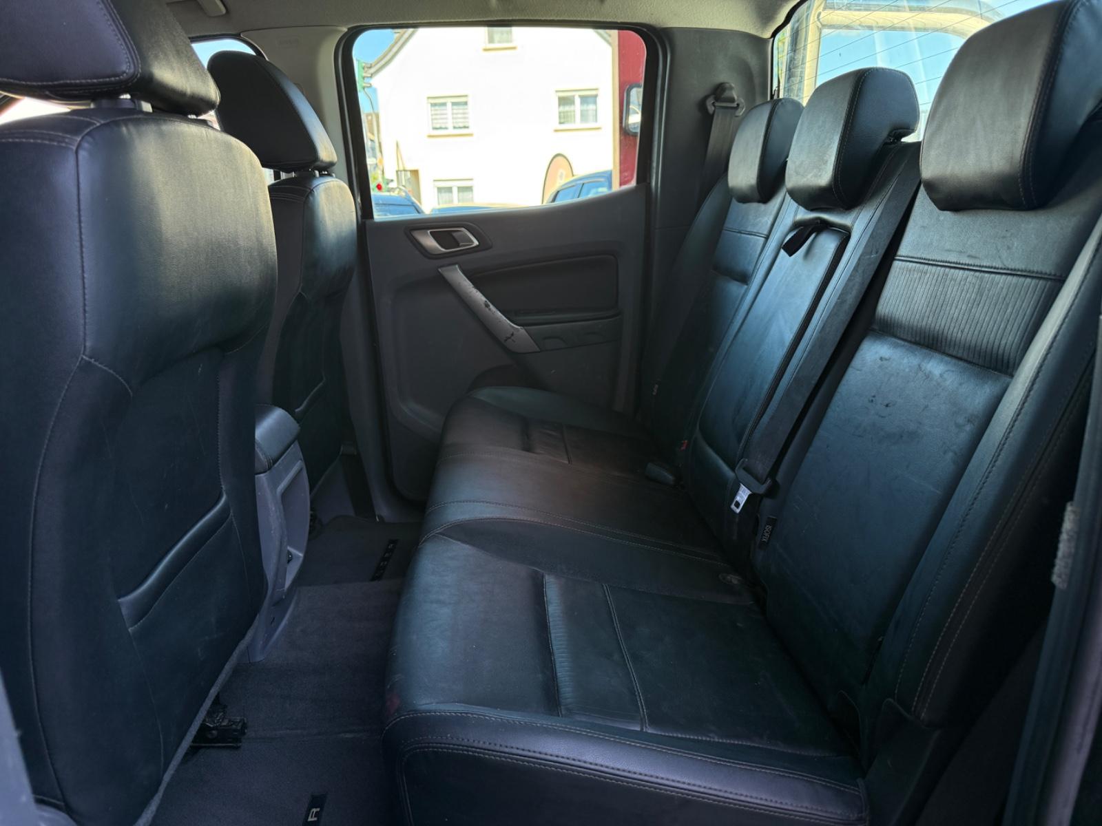 FORD RANGER LIMITED 160CH - DOUBLE CABINE - ATTELAGE - BVM - SELLERIE CUIR