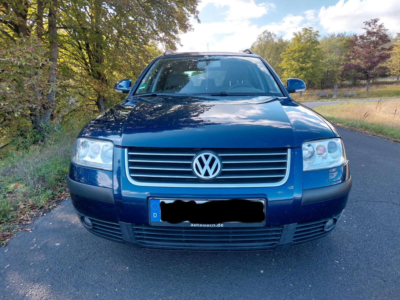 Volkswagen Passat 2005 — rear view