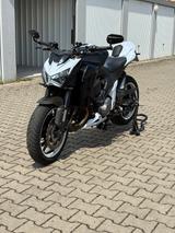 Kawasaki Z800 - KAWASAKI Z