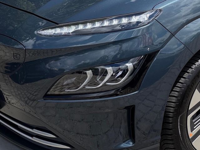 Fahrzeugabbildung Hyundai KONA Trend Elektro 2WD +KLIMA+NAVI+PDC+RFK+UVM+