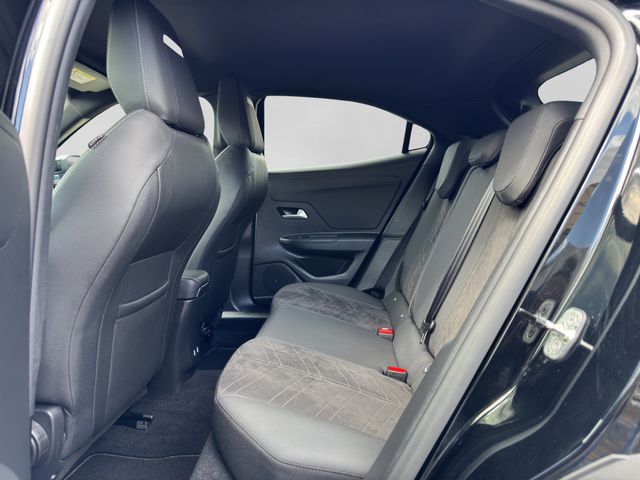 Fahrzeugabbildung Opel Mokka-e Ultimate Wärmepumpe+LED+ACC+Kamera+Navi