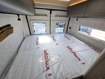 HYMER  ERIBA  HYMERCAR Redwood 600 Explorer Backrack Lithium Dieselhzg.