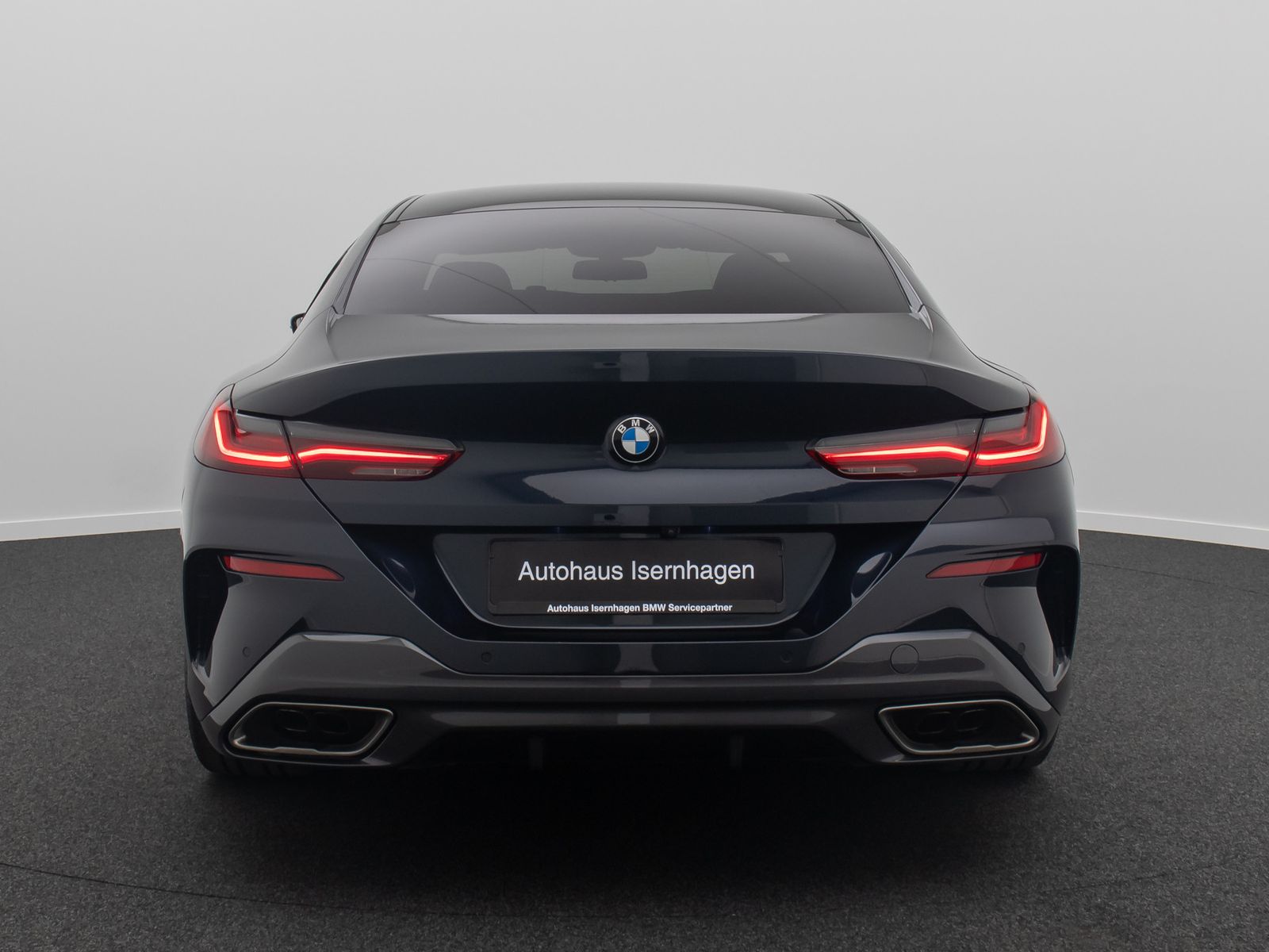 Fahrzeugabbildung BMW M850i xD Gran Coupé 360°Laser SoftCl DispKey 20"