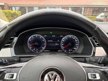 Volkswagen Passat Variant - 8