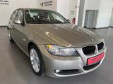 BMW 320i Limousine Klima SHZ PDC Xenon Keyless - BMW 320 aus 2010: 320i