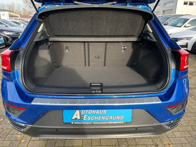 Fahrzeugabbildung Volkswagen T-Roc 1.5 TSI DSG 4MOTION STYLE LED ASSISTENZ-PL