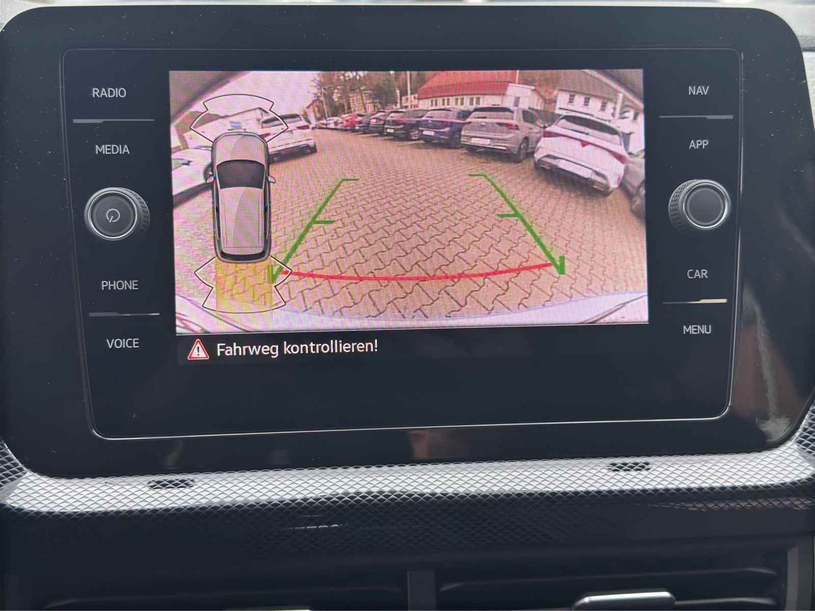 Volkswagen T-Cross - Bild 12