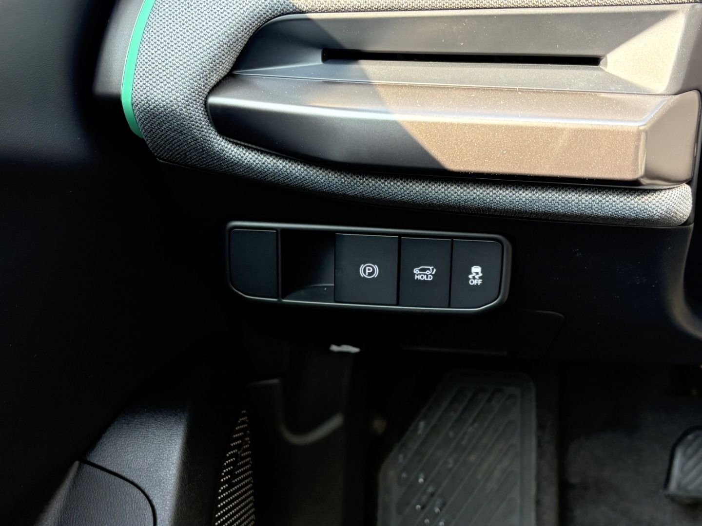 Fahrzeugabbildung Kia EV4 150 kW Earth NotBremsAss Leder 360°Kamera