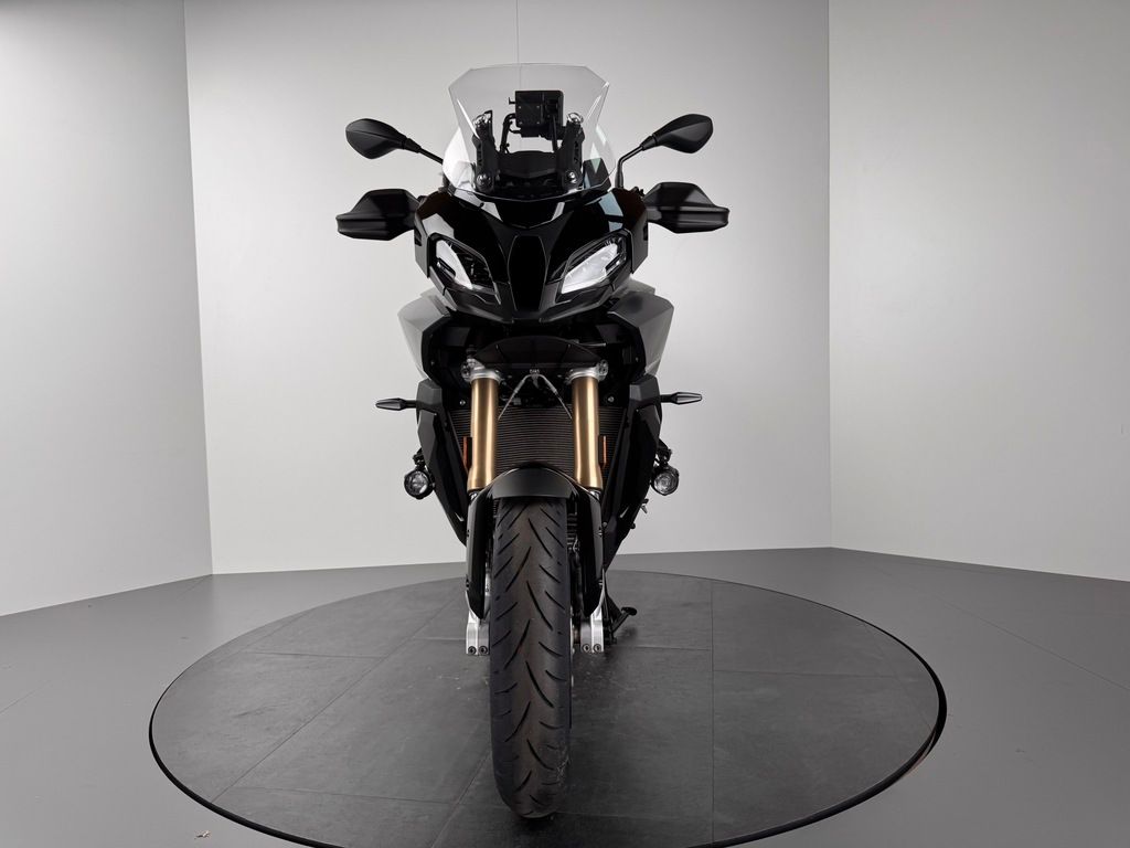 Fahrzeugabbildung BMW S 1000 XR *NEUWERTIGER ZUSTAND *TRIPLE BLACK