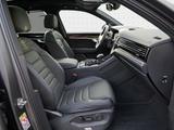 Volkswagen Touareg R eHybrid V6 AHK*Pano*HuD*LED*Massage - VW Touareg Gebrauchtwagen in München