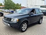 Volvo XC90 2.4 D5 AWD GEARTRONIC 7-SITZER VOLL TÜV NEU - Volvo XC90 mit Diesel-Antrieb: 2.4
