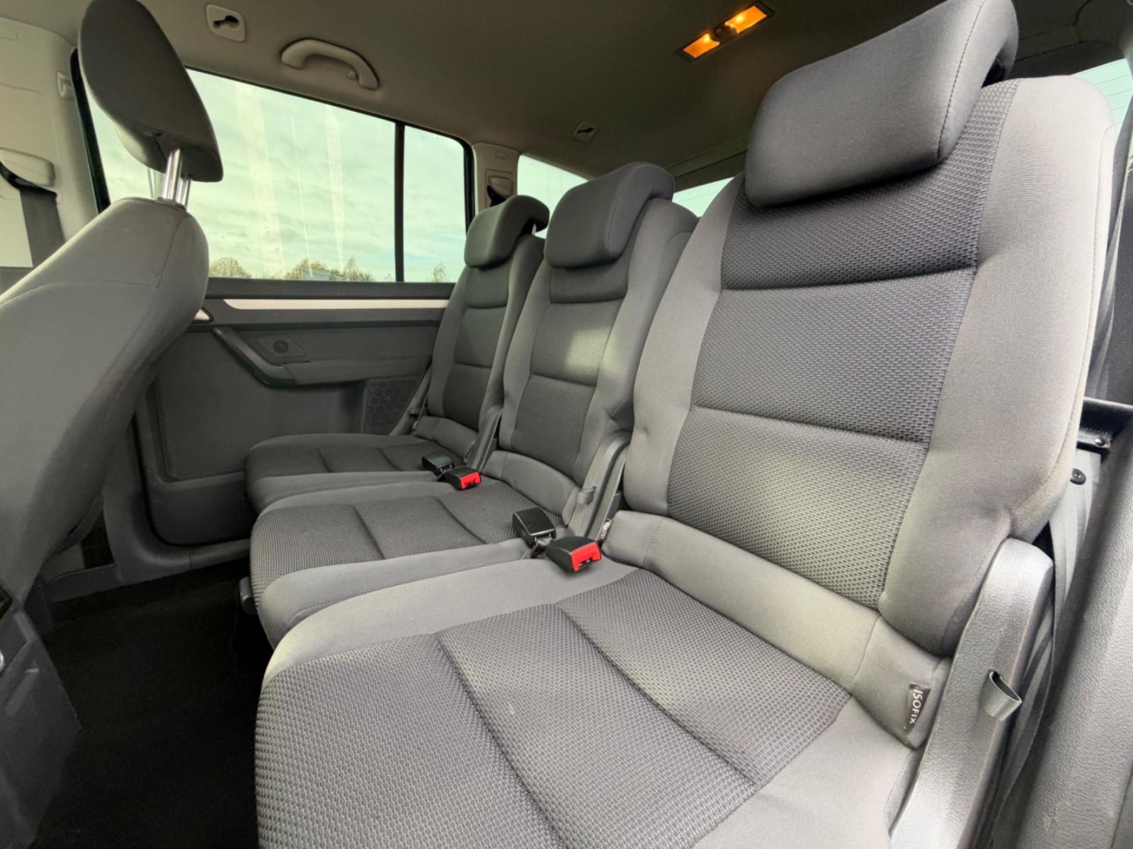 Volkswagen Touran 2015 — photo 9
