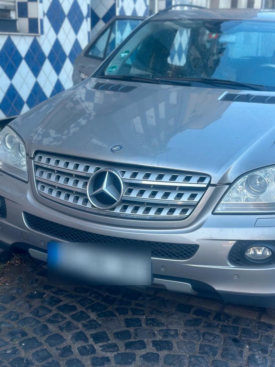 Mercedes-Benz ML 320
