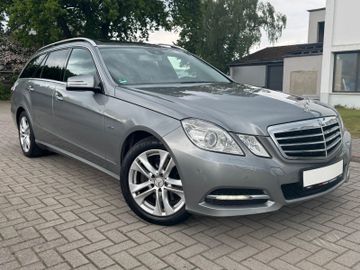 Mercedes E 300 - 1