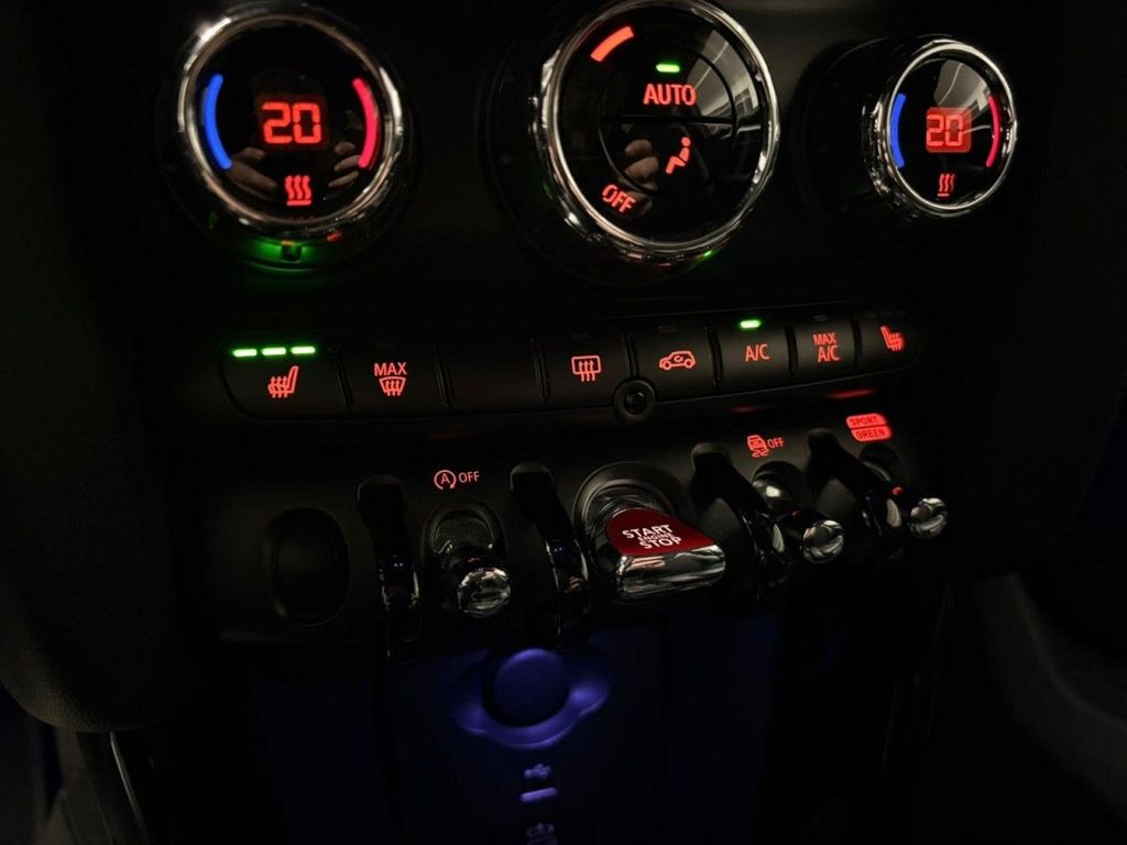MINI Cooper AUTOMATIK SITZ-/STANDHZG DAB KLIMAAUTO MINI Cooper AUTOMATIK SITZ-/STANDHZG DAB KLIMAAUTO