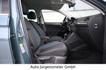 Volkswagen Tiguan - 12