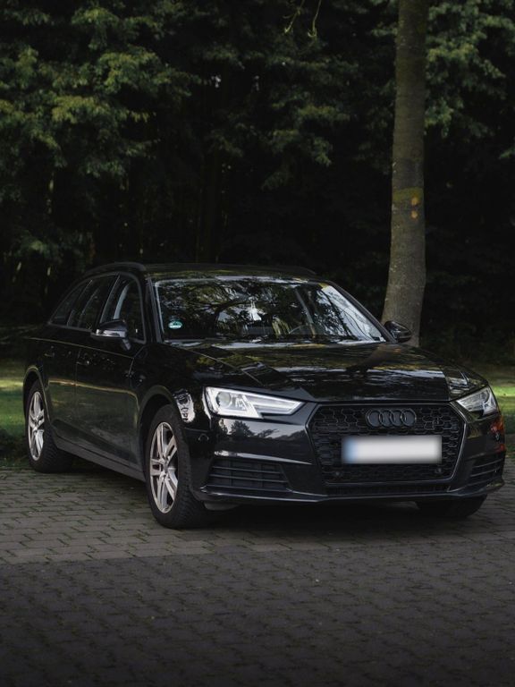 Image of Audi A4