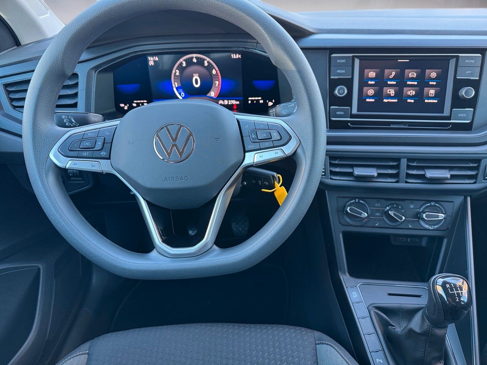 Fahrzeugabbildung Volkswagen Polo 1.0 MPI  FRESH