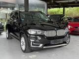 BMW X5 xDrive 30 d-Pano-7.Sitzer-AHK-Kamera-Head