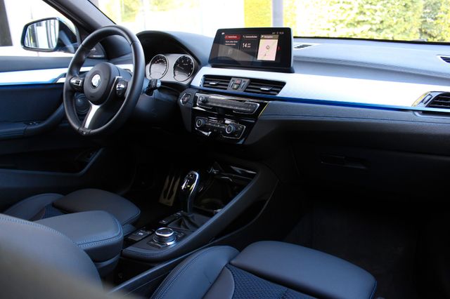BMW X2 xDrive 18 d M Sport / BUSINESS / H&K / KAMERA