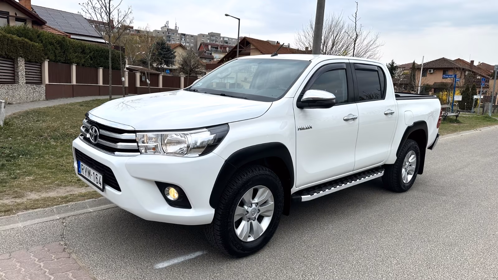 Toyota Hilux 2.4D-4D 4X4 DOUBLE EXECUTVE, INVINCIBLE