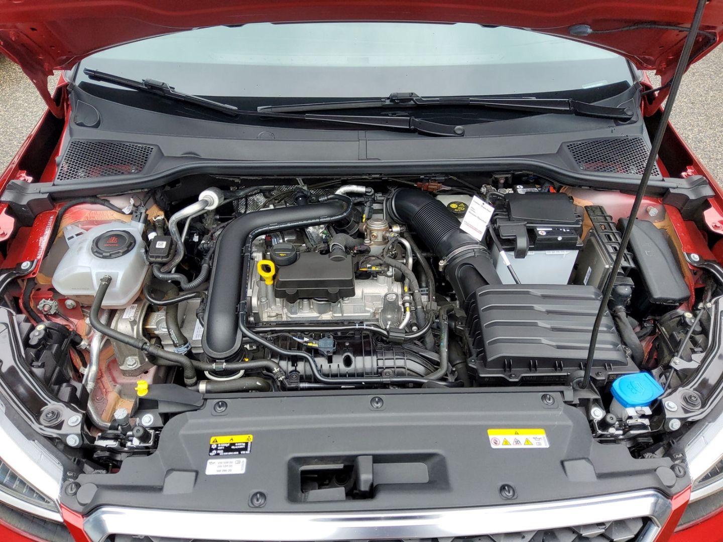 Fahrzeugabbildung SEAT Arona Xperience LED ACC PDC Rückfahrkamera Navi