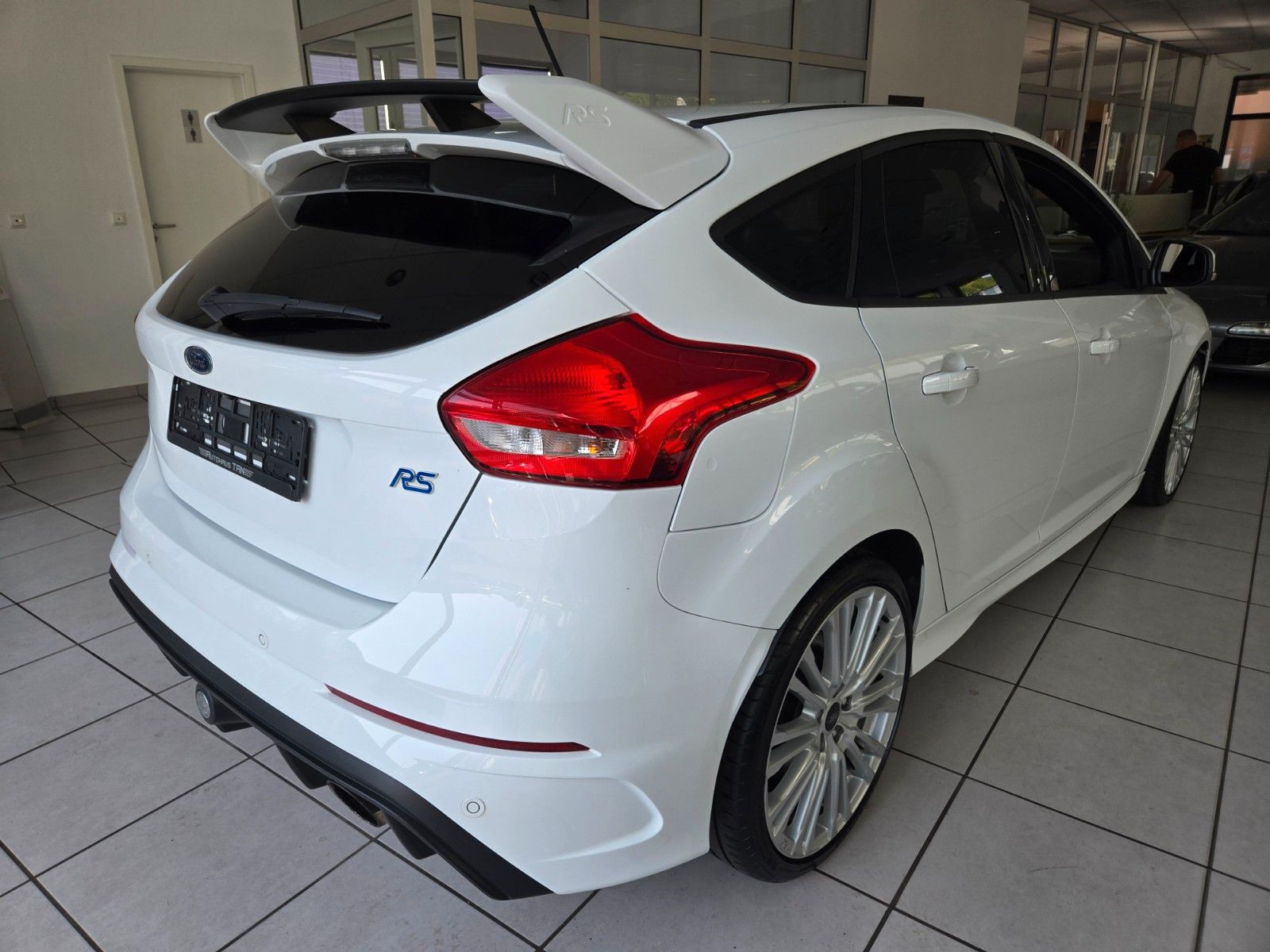 Fahrzeugabbildung Ford Focus Lim. RS*Recaro Sitze