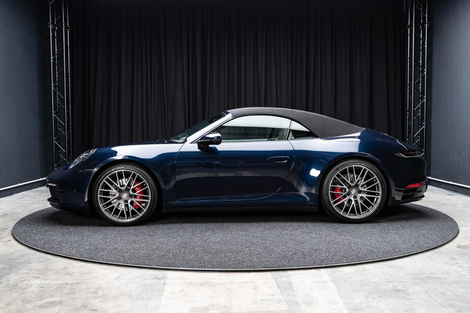 Porsche 992 Carrera 4S Cabriolet + PDK + Hinterachs