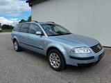 Volkswagen Passat Variant 1.9 TDI Comfortline Aut. *1.HAND* - Volkswagen Passat Variant aus 2001