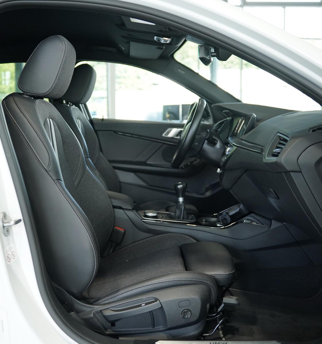 BMW 118 I Sport Line *2.Hand *LiveCockpit*Sportsitze, миниатюра 13