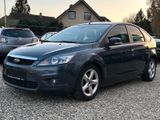 Ford Focus 1.6 Style+ Automatik Klima Sportsitze - Ford Focus aus 2009: ST