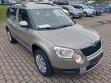 Skoda Yeti Active Plus Edition 4x4 *DSG*AHK*2.Hand* - Skoda Yeti: Allradantrieb, Dsg