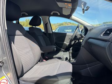 Volkswagen Polo - 12