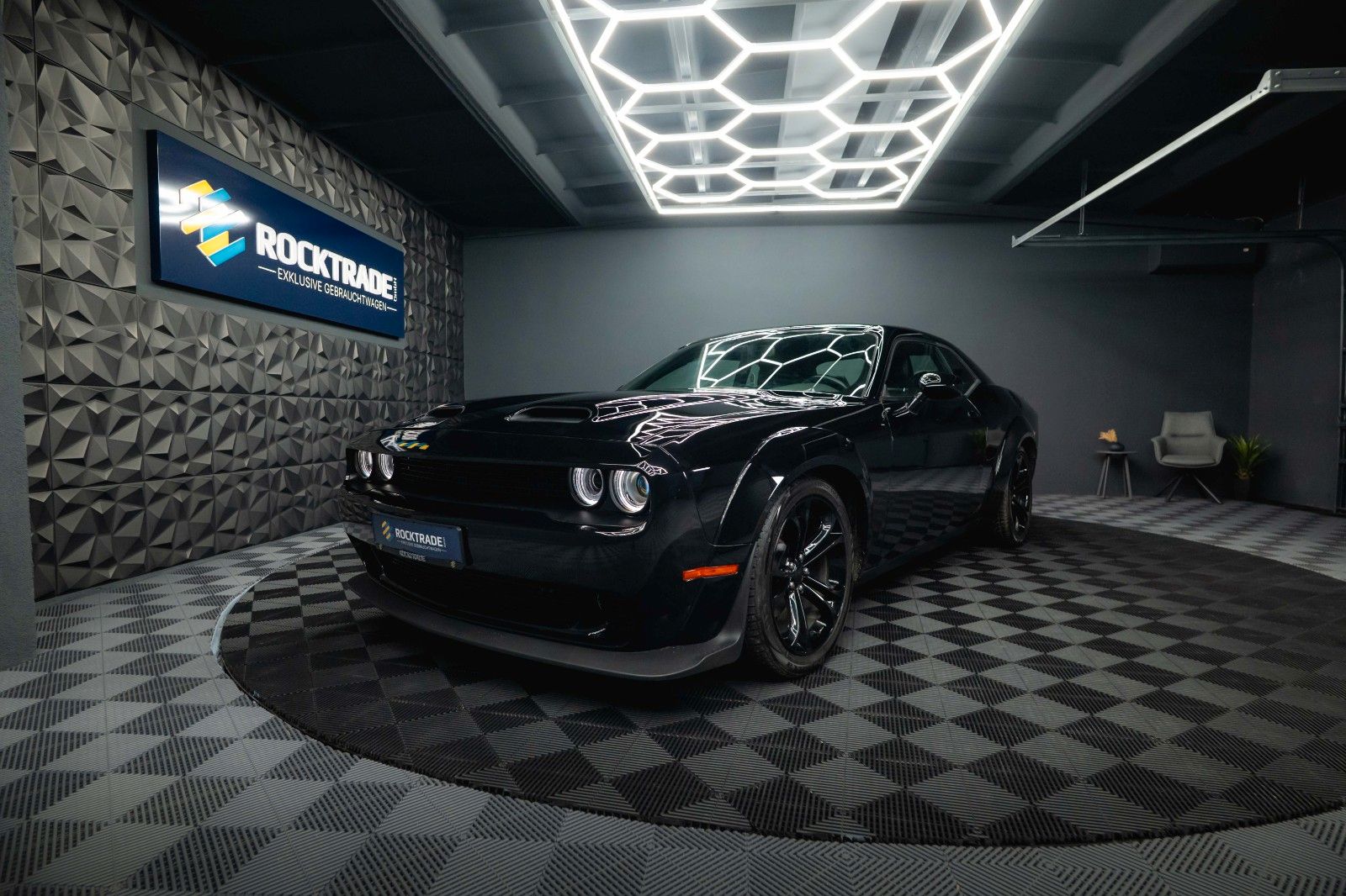 Fahrzeugabbildung Dodge Challenger 5.7 V8 R/T SRT WIDE BODY *LED*19%*