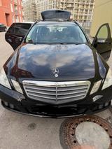 Mercedes-Benz Mercedes Benz E Klasse 250 CGI S212 - Mercedes-Benz 212 k