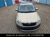 Skoda Roomster Scout. Klimatronic.Panoramadach.PDC. - Skoda Roomster mit Benzin-Antrieb: Limousine