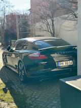 Porsche Panamera Turbo S - Porsche Panamera aus 2011: Turbo