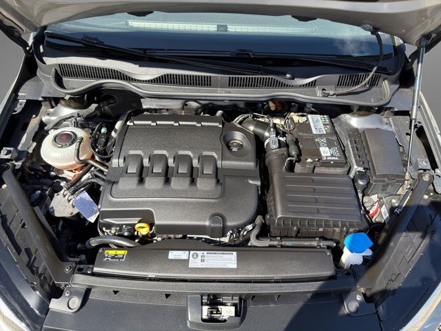 Golf Sportsvan 1.6 TDI IQ.DRIVE