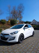 Hyundai i30 1.4 CRDi Classic Classic - Hyundai i30 mit Diesel-Antrieb: Limousine, 1.4