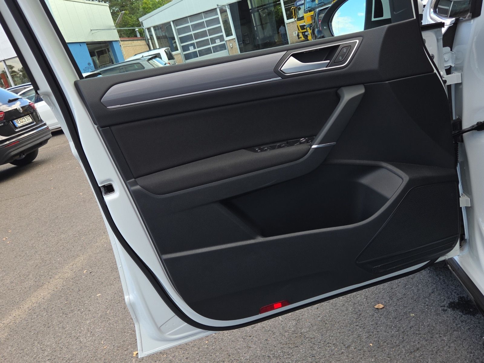 Touran R-LINE 1.5 TSI OPF DSG Pano AHK