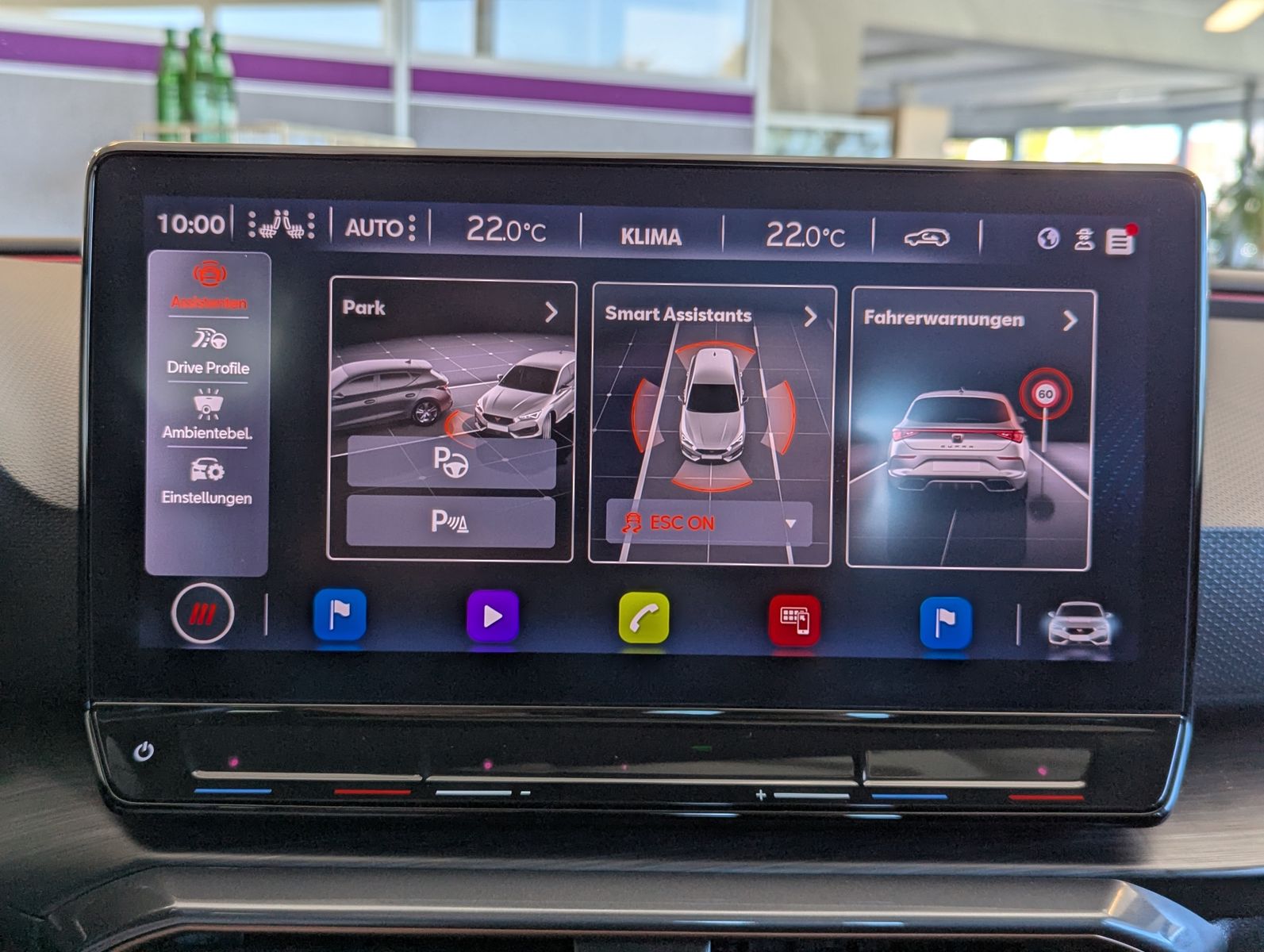 Fahrzeugabbildung CUPRA Leon VZ 2.0 TSI DSG Pano Matrix Beats Memory 19"