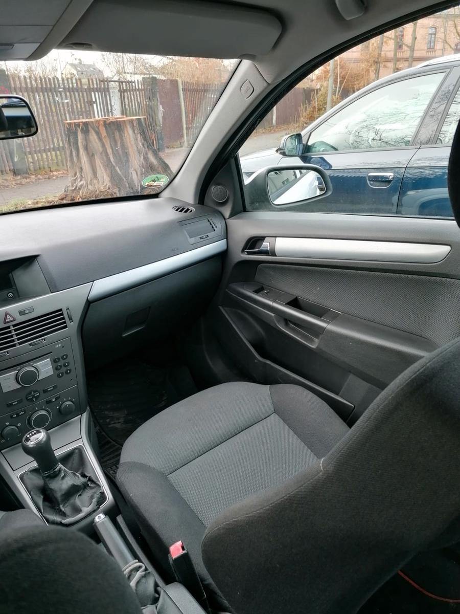 Opel Astra 2005 — photo 5